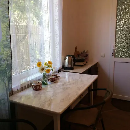 Guest house Сдам Комнату В Гостевом Домике *